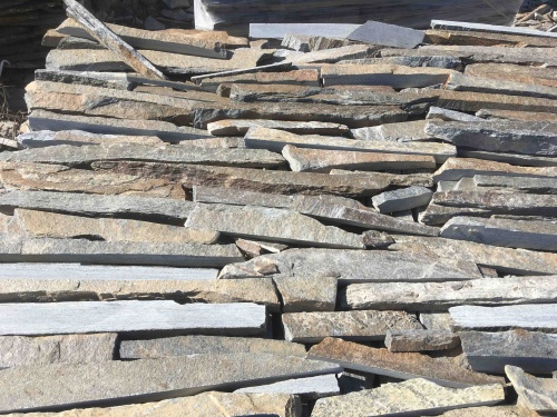 Горбушка златолит мультиколор для облицовки купить в Верхней Туре