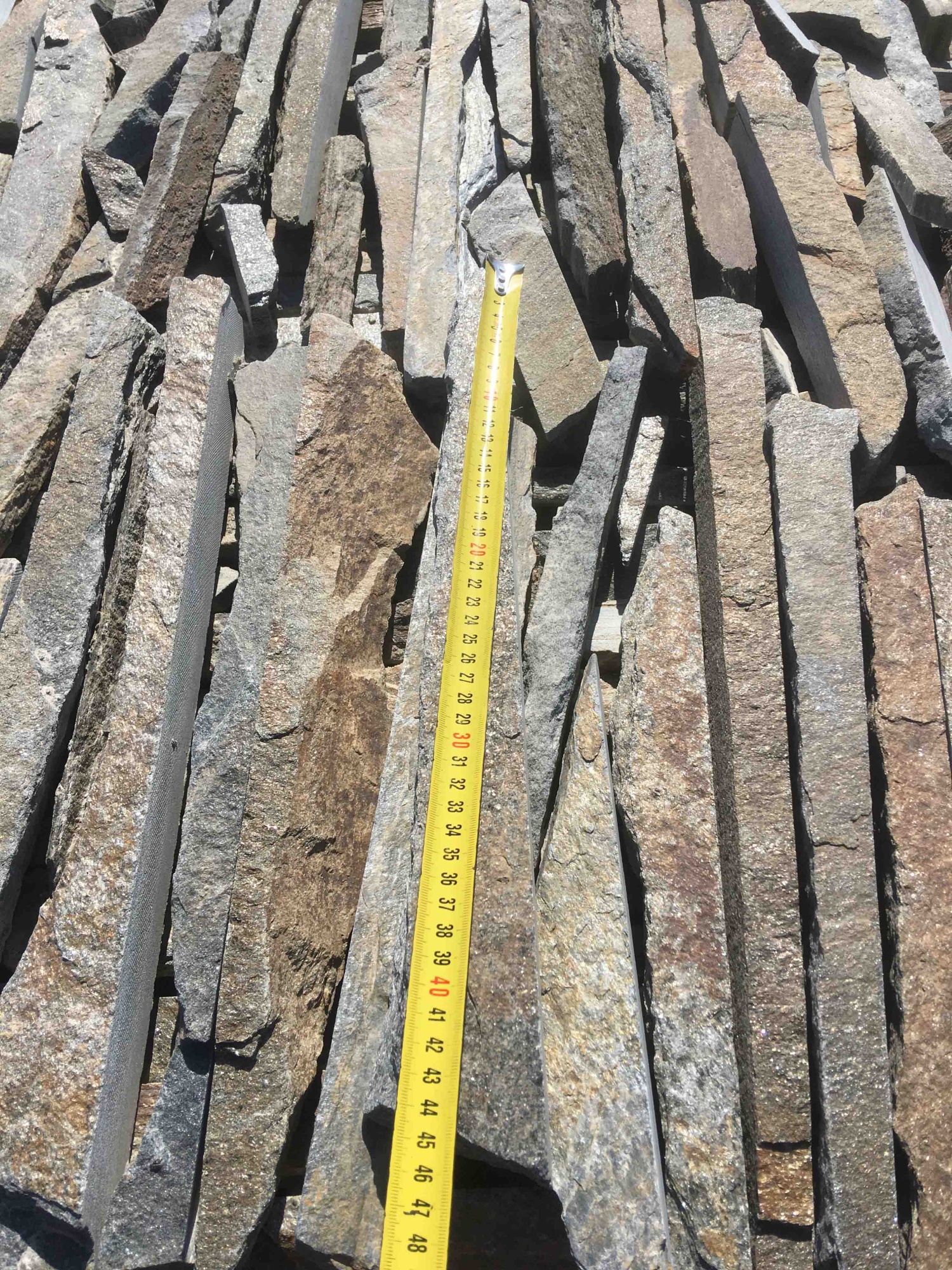 Горбушка златолит мультиколор для облицовки купить в Верхней Туре