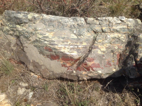 Гигантские зелёные валуны для ландшафтного дизайна весом более 5 тонн купить в Верхней Туре