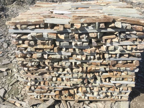 Горбушка златолит золотистый для облицовки купить в Верхней Туре