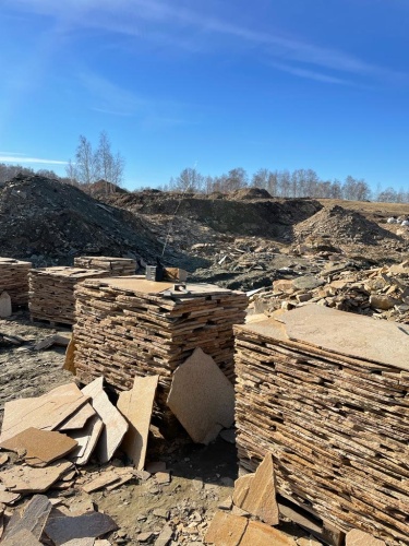 Плитняк златолит жёлтый золотистый для отмостки купить в Верхней Туре