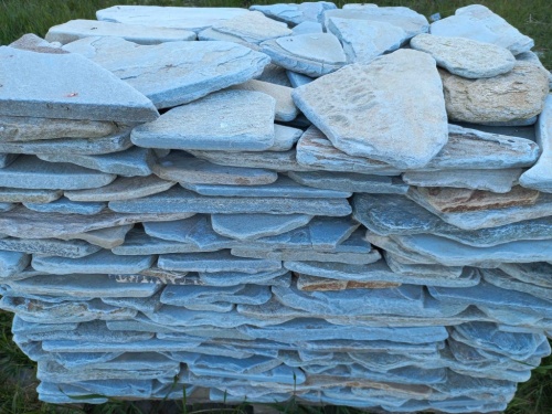 Плитняк златолит зелёный галтованный для цоколя купить в Верхней Туре