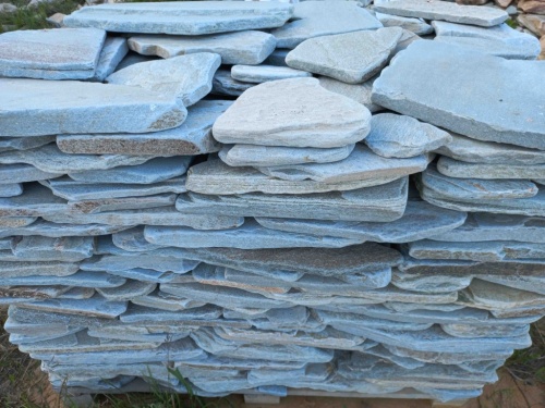 Плитняк златолит зелёный галтованный для цоколя купить в Верхней Туре